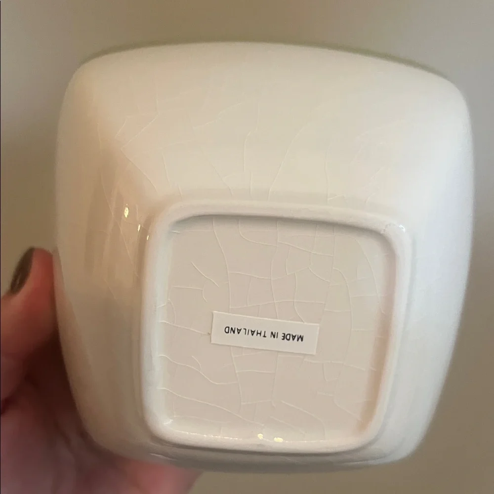 Southern Living charming ceramic